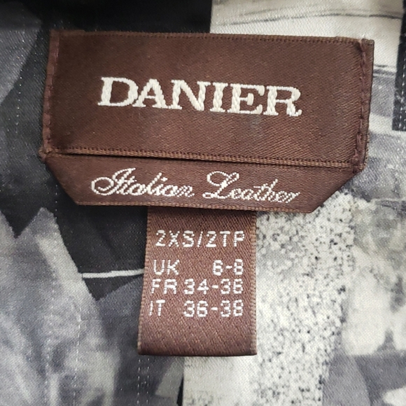 Lambskin leather jacket - Picture 3 of 4